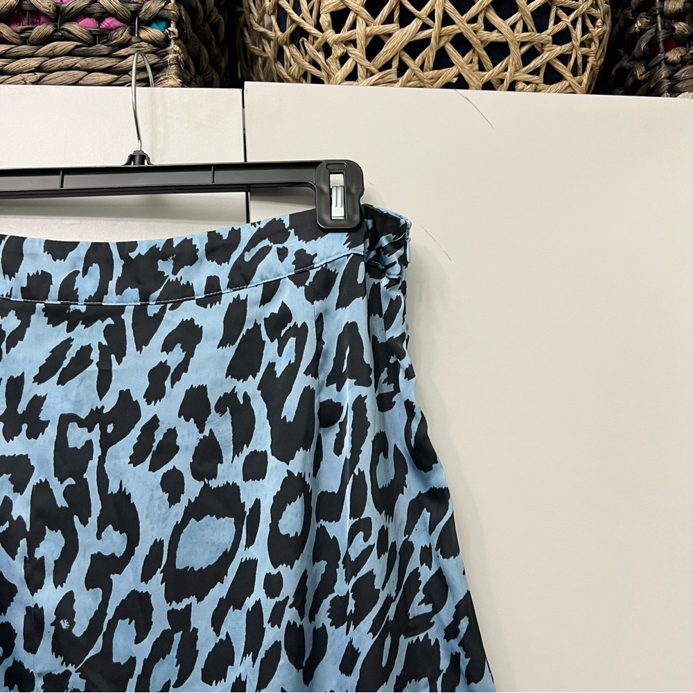ASOS Blue & Black Satin Leopard Animal Patterned Midi Ruffle Modest Slip Skirt - Picture 7 of 10